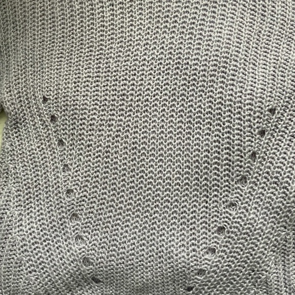 AMERICAN EAGLE Chunky Cable Knit Sweatshirt - Picture 3 of 4